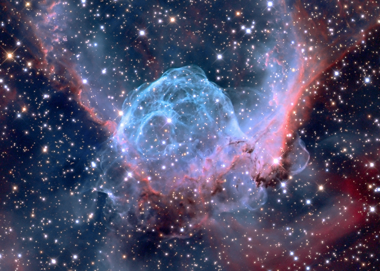 Эмиссионная туманность шлем тора NGC 2359