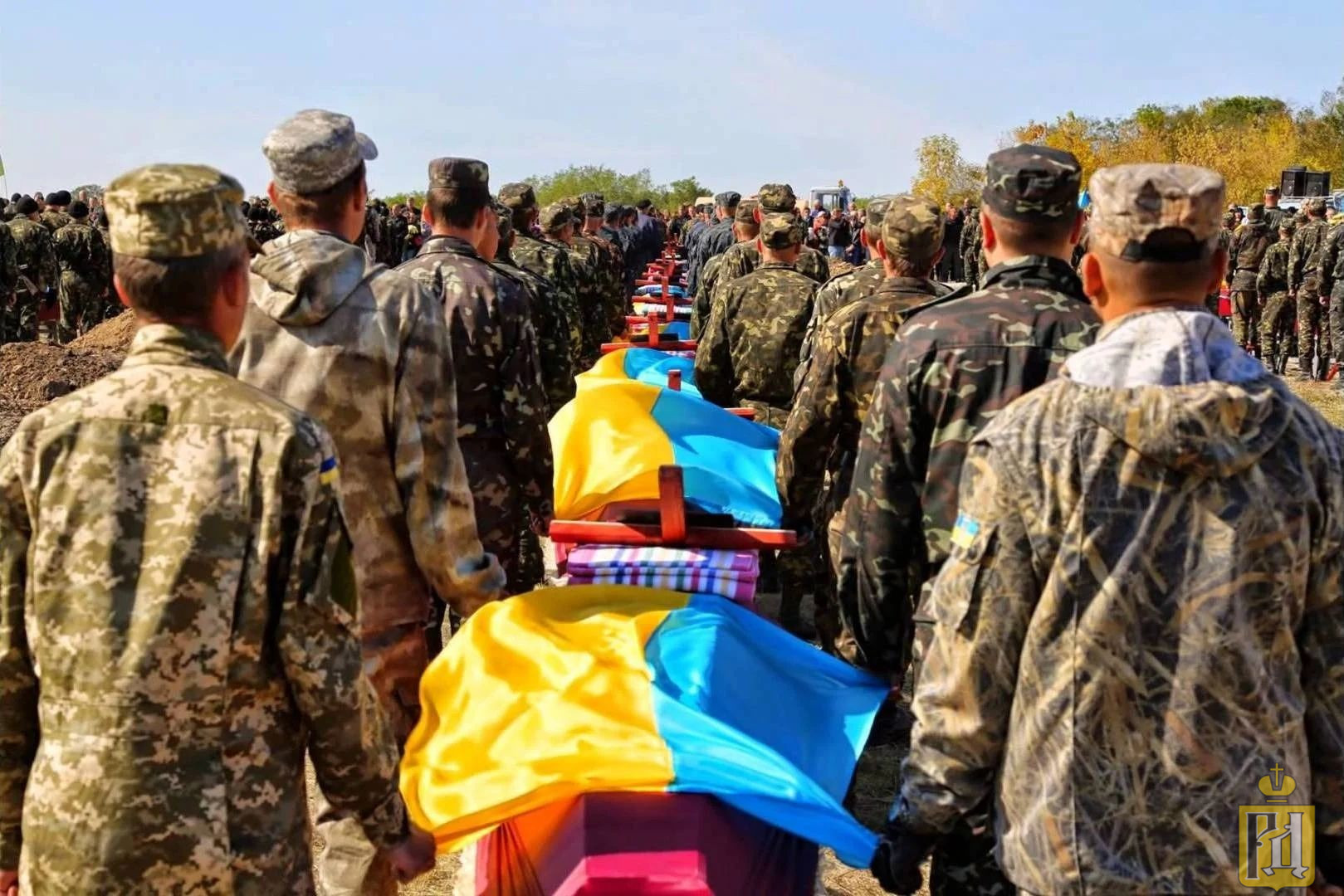 Украинцы отступают. Украинские солдаты в Дебальцево. Украинская армия. Пленные украинские военные. Армия Украины 2013.