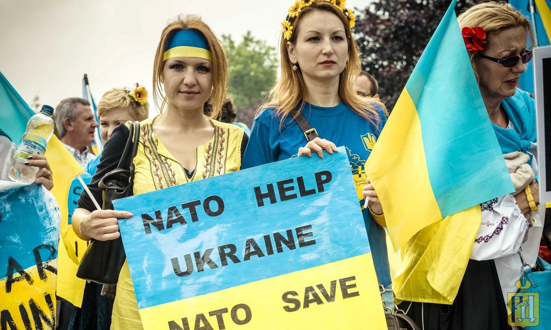 Нато поддержали украину. Украина НАТО. Вступление Украины в НАТО. Россия Украина НАТО. Украина вступила в НАТО.