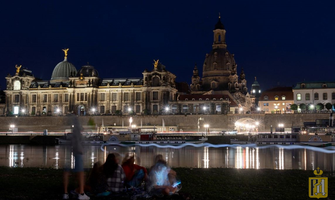 Европа лучшее 2021. Дрезден набережная. Завклубом в Дрездене. Лучшая Европа.